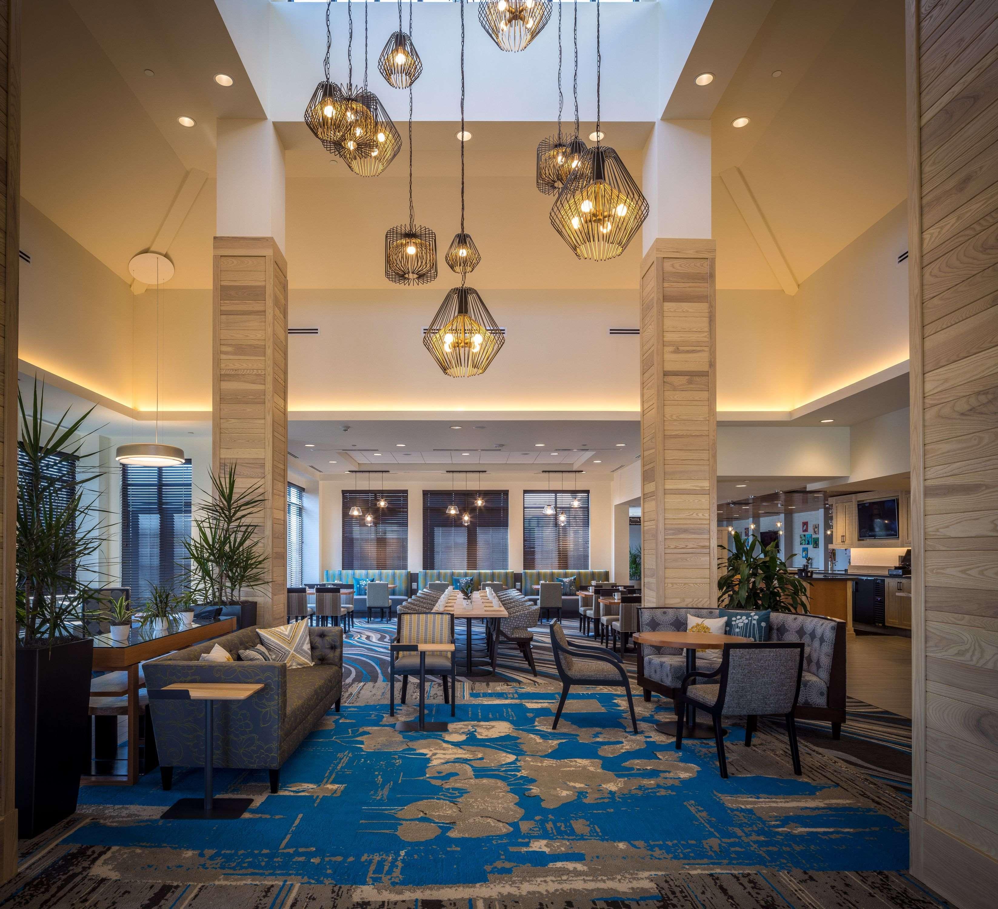 Hilton Garden Inn Pittsburgh Airport Moon Township Exterior foto